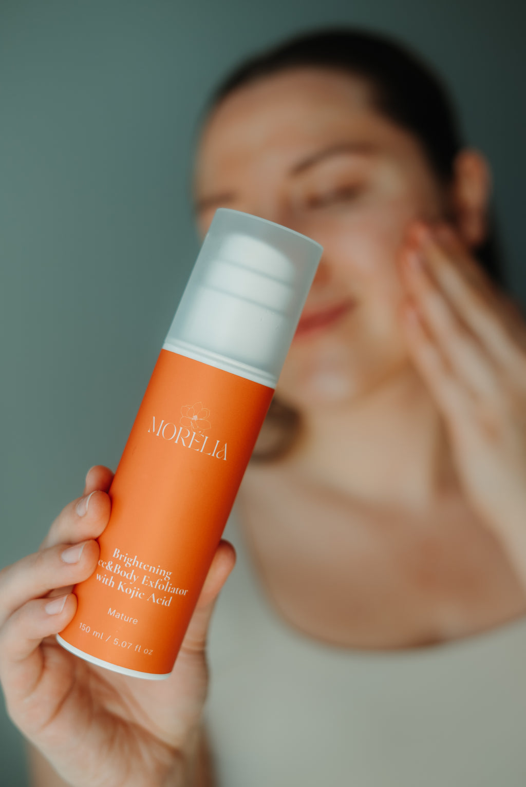 Brightening Face&Body Exfoliator with Kojic Acid